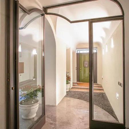 Palazzo Alm 게스트하우스 3*