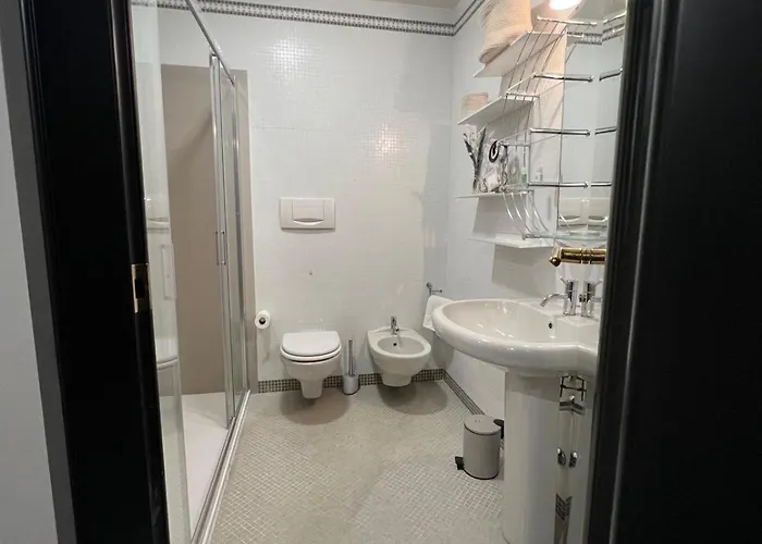 Palazzo Alm 招待所 科莫