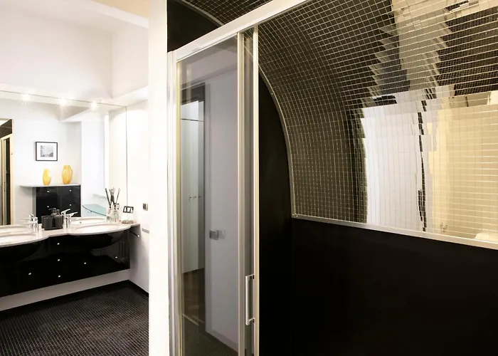 招待所 Palazzo Alm 科莫