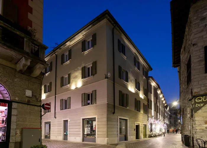 Palazzo Alm Gasthuis Como